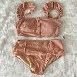 Albion Fit swimsuit set